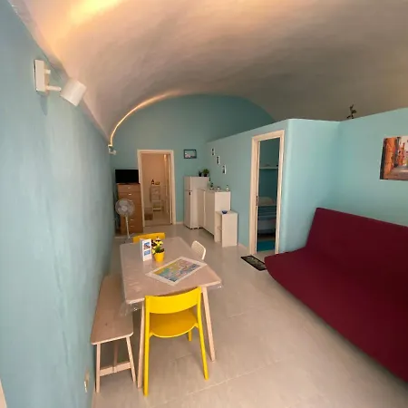 Semesterbostad Casa Corricella *