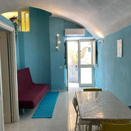 Casa Corricella
